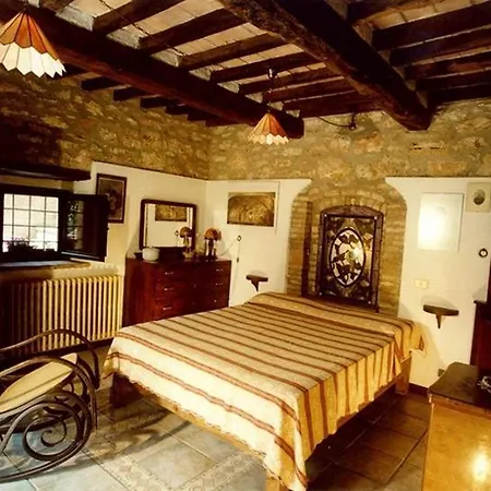 Olivino Bed & Breakfast *